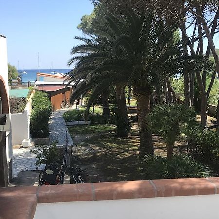 Villetta Sul Mare Rachele Марина ди Кампо Екстериор снимка