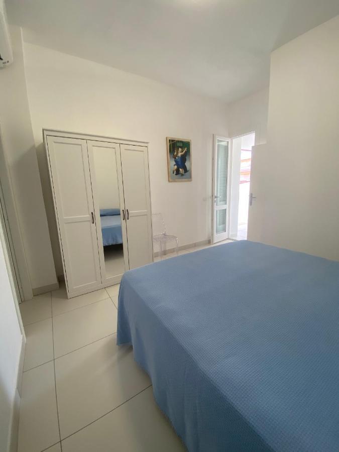Villetta Sul Mare Rachele Марина ди Кампо Екстериор снимка